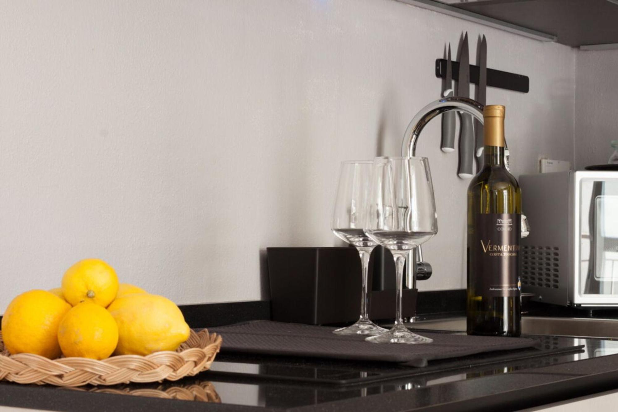 Italian Experience-Lungarno Suite Apartment Флоренция Экстерьер фото